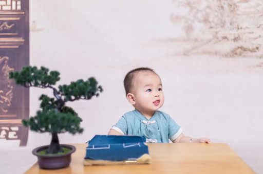 舞钢宝宝拉屎就哭 舞钢宝宝拉屎就哭